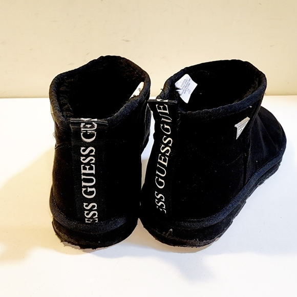 GUESS Stylish Black faux fur Suede ankle booties size 8.5 M - Picture 5 of 11